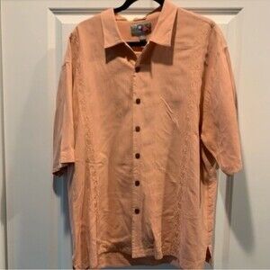 Hilo Hattie apricot colored pineapple Hawaiian casual buttondown shirt 100% silk